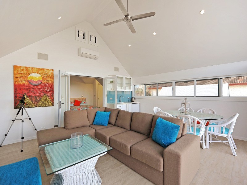 110 Chepana Street, Lake Cathie NSW 2445