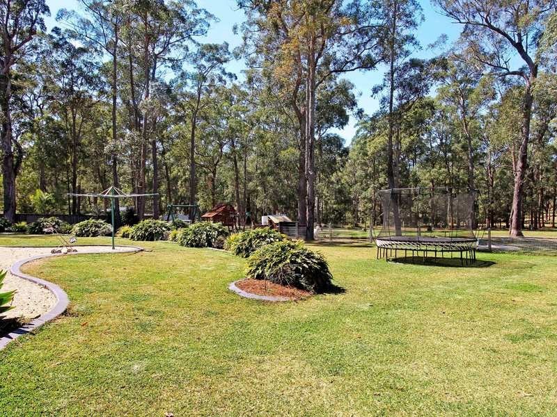 33 Forest Oak Road, King Creek NSW 2446