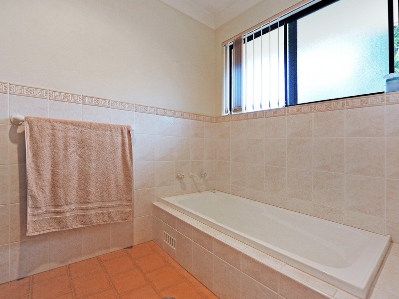 2/90 Greenmeadows Drive, Port Macquarie NSW 2444