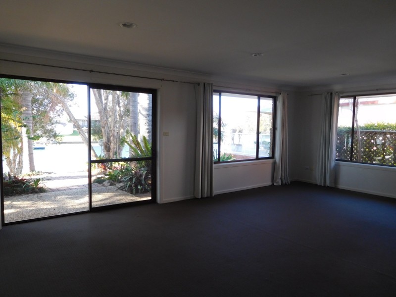 41 Laguna Place, Port Macquarie NSW 2444