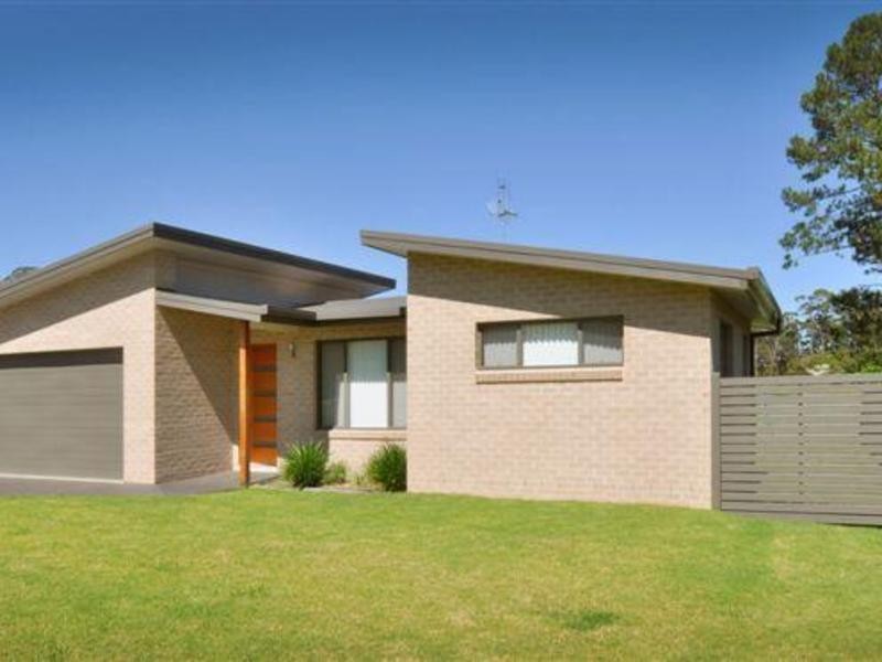 18 Pead Street, Wauchope NSW 2446