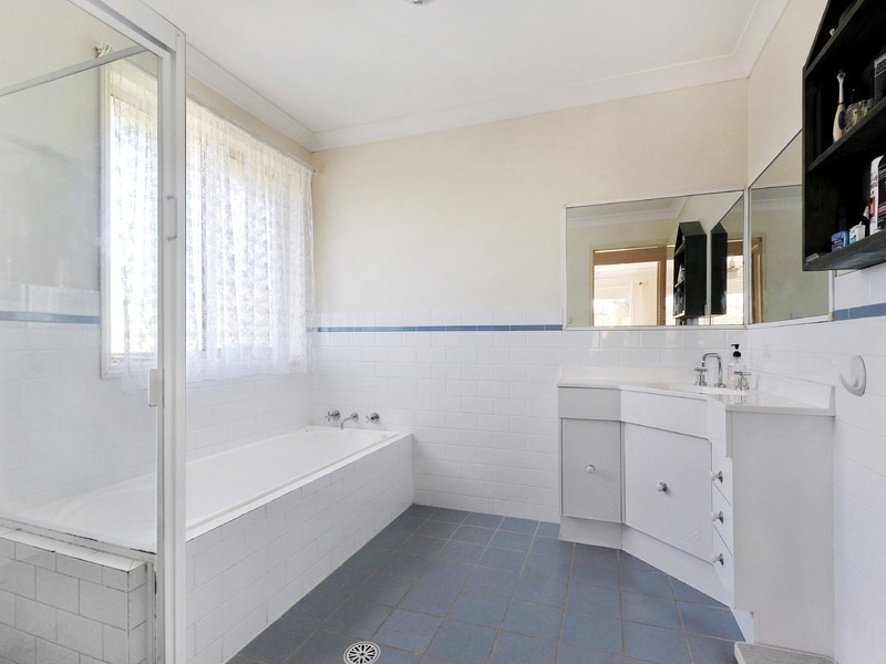 11 Burrawong Drive, Port Macquarie NSW 2444