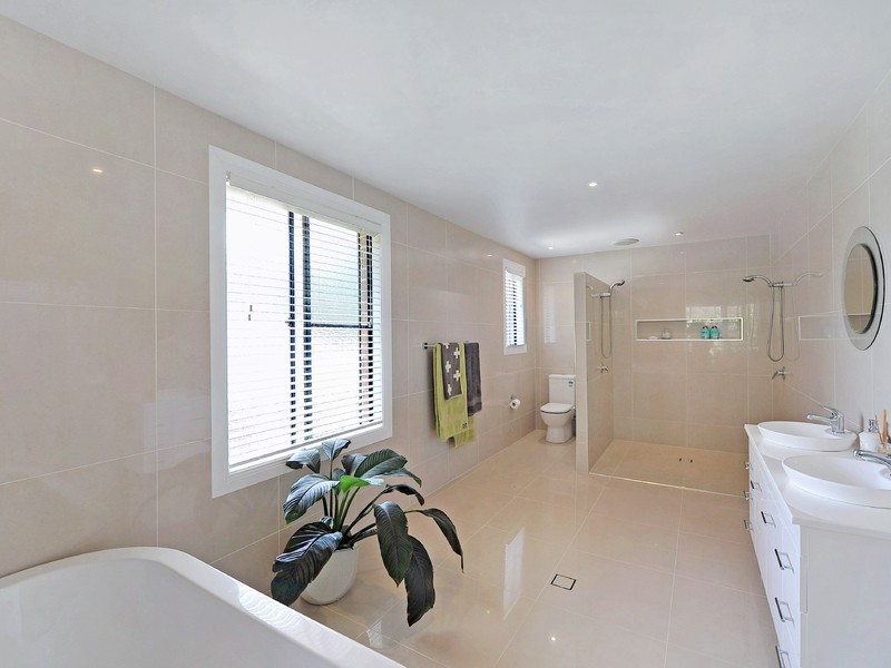 278 Crestwood Drive, Port Macquarie NSW 2444