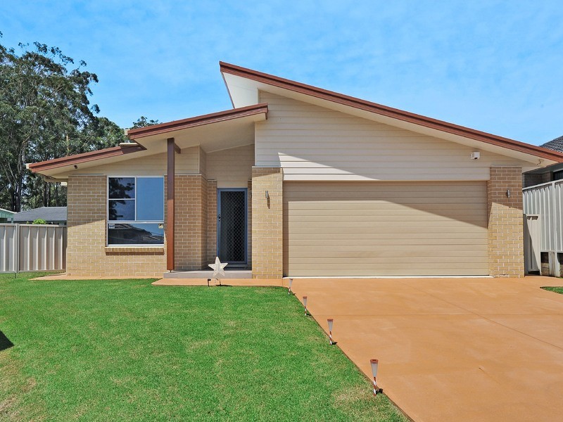 10 Lyrebird Place, Port Macquarie NSW 2444