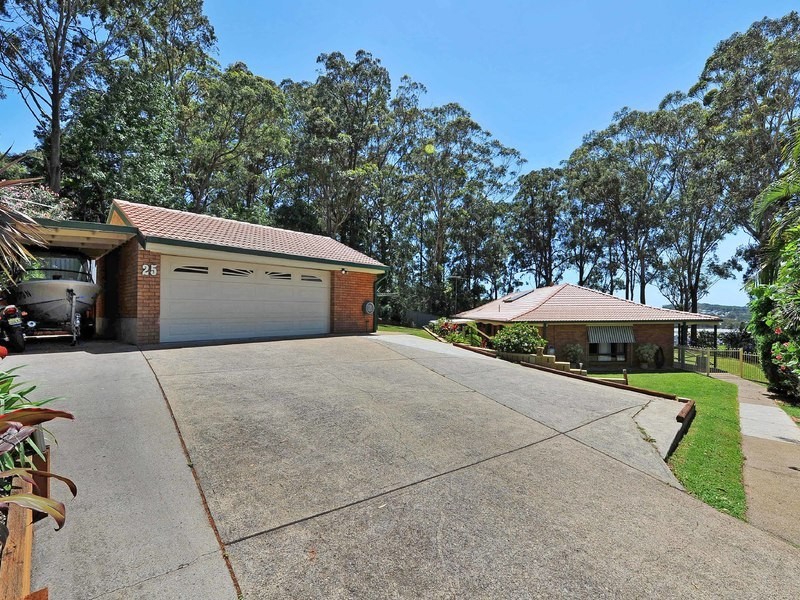 25 Fernhill Road, Port Macquarie NSW 2444