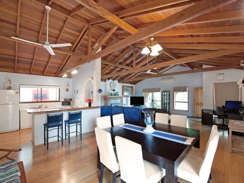 8 Bundaleer Crescent, Port Macquarie NSW 2444