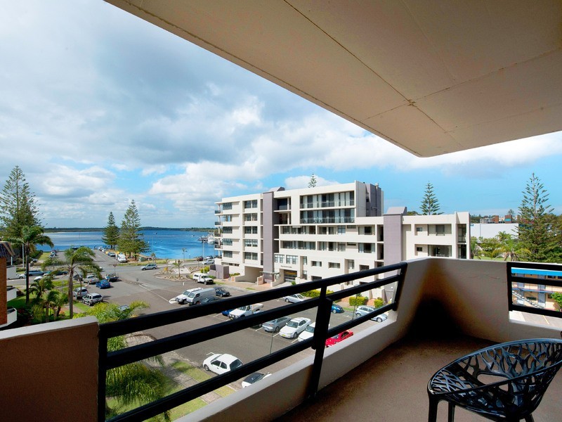 18/1 Waugh Street, Port Macquarie NSW 2444