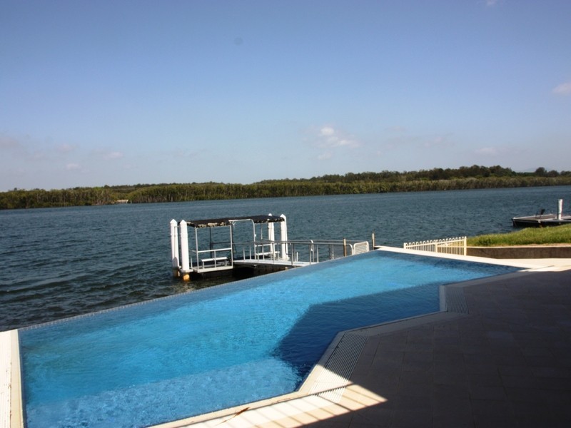 5 Riverside Drive, Port Macquarie NSW 2444