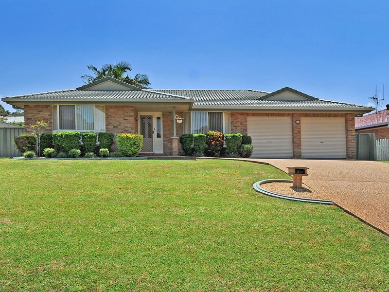 36 Crestwood Drive, Port Macquarie NSW 2444