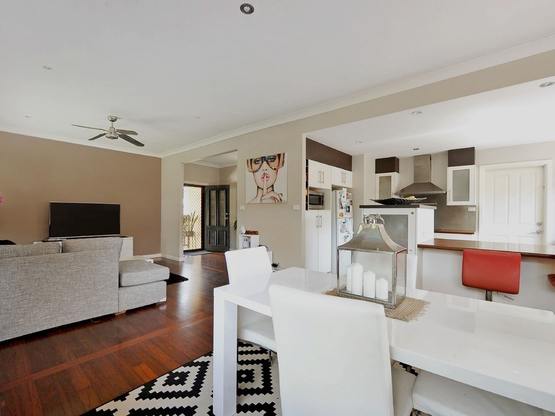 101 Lake Road, Port Macquarie NSW 2444