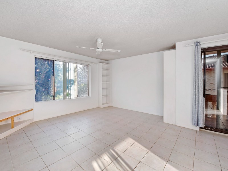 2/28 Oxley Crescent, Port Macquarie NSW 2444