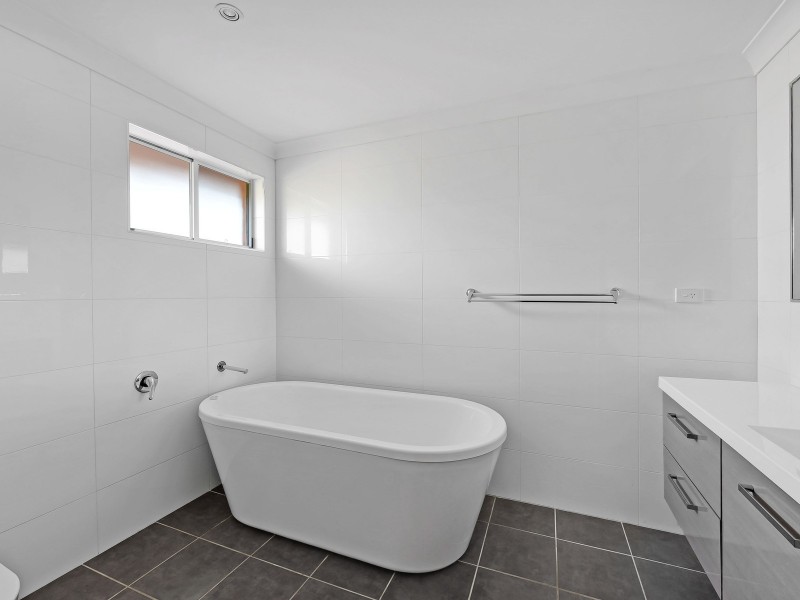 14 Gurra Place, Port Macquarie NSW 2444