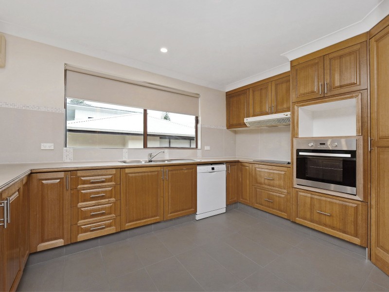 2/62 Vendul Crescent, Port Macquarie NSW 2444