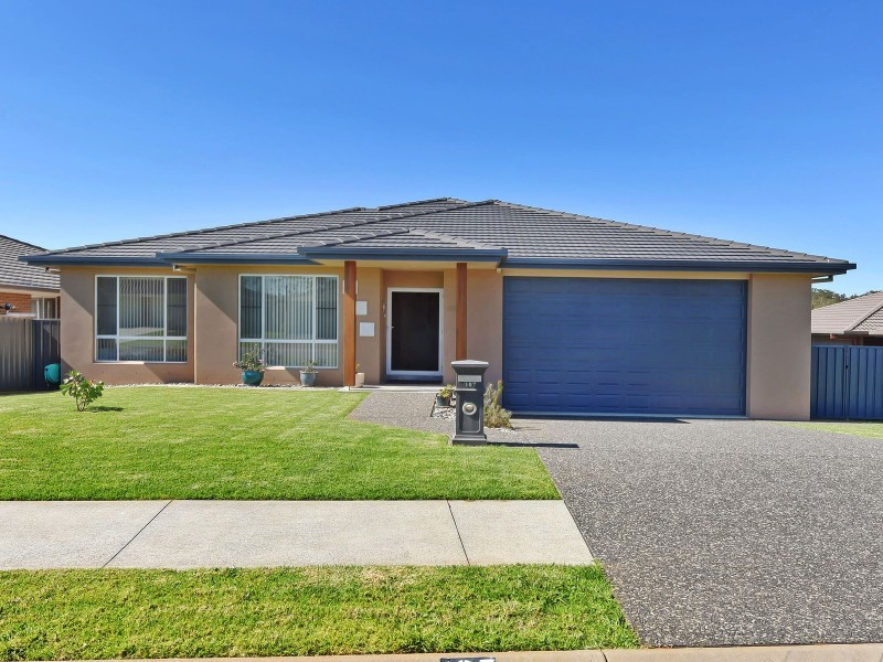107 Emerald Drive, Port Macquarie NSW 2444