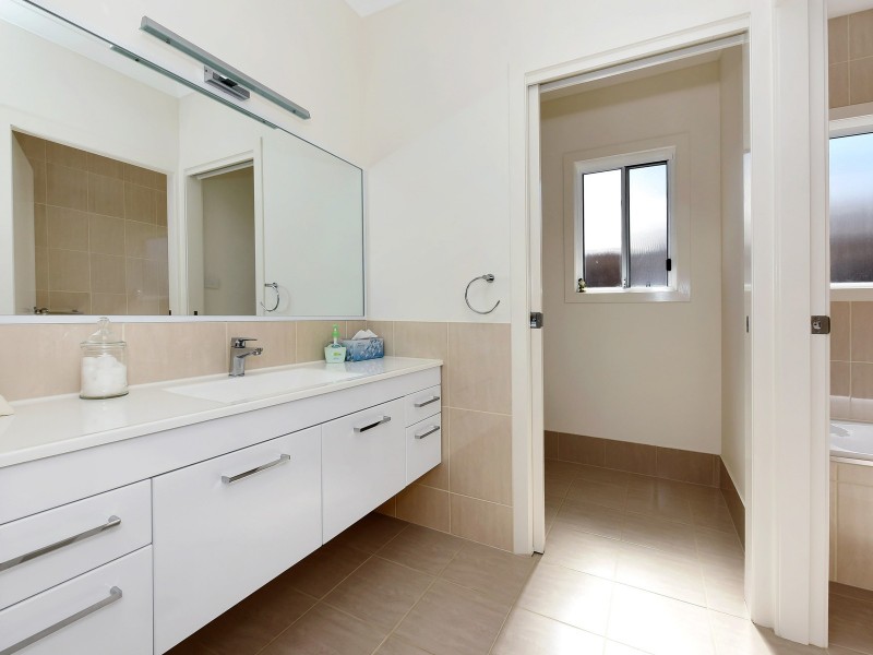 107 Emerald Drive, Port Macquarie NSW 2444