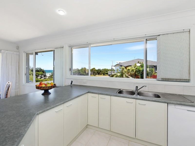 47 Matthew Flinders Drive, Port Macquarie NSW 2444