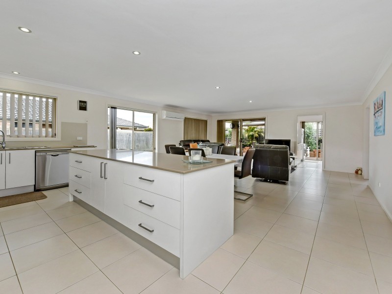 73 Currawong Drive, Port Macquarie NSW 2444