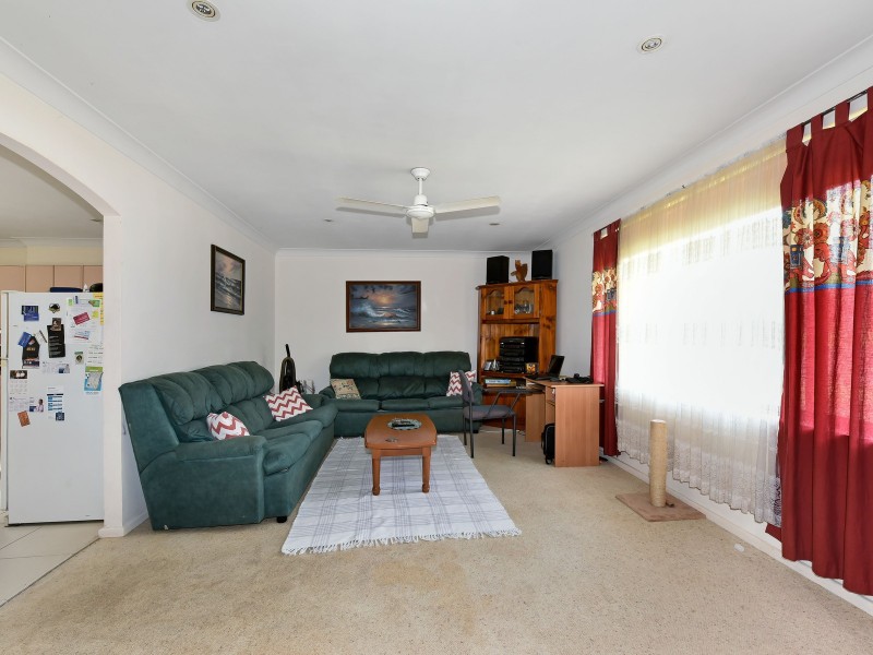77 Calwalla Crescent, Port Macquarie NSW 2444