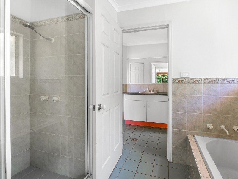 8 Locksley Place, Port Macquarie NSW 2444