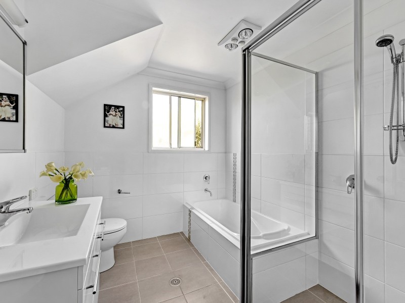 64 Sapphire Drive, Port Macquarie NSW 2444