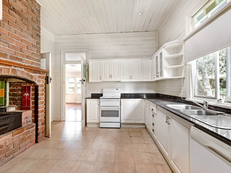 27 Garden Crescent, Port Macquarie NSW 2444