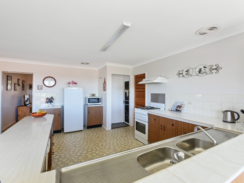 17 Mermaid Crescent, Port Macquarie NSW 2444