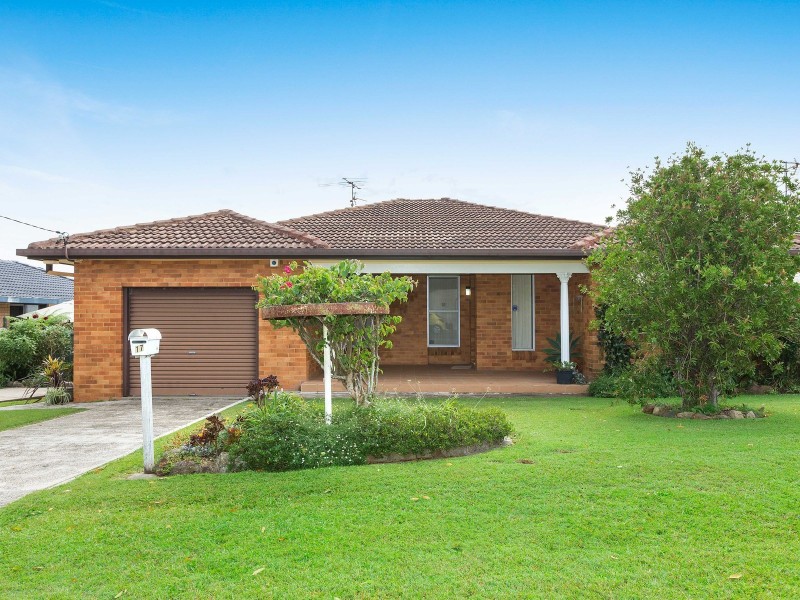 17 Mermaid Crescent, Port Macquarie NSW 2444