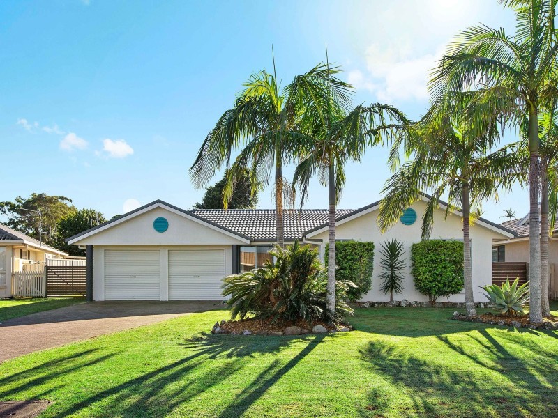 54 Greenmeadows Drive, Port Macquarie NSW 2444