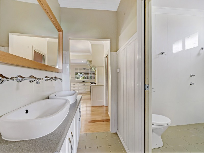 48 Lake Road, Port Macquarie NSW 2444