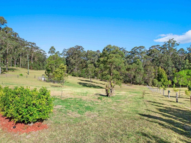 11 Fenton Drive, King Creek NSW 2446