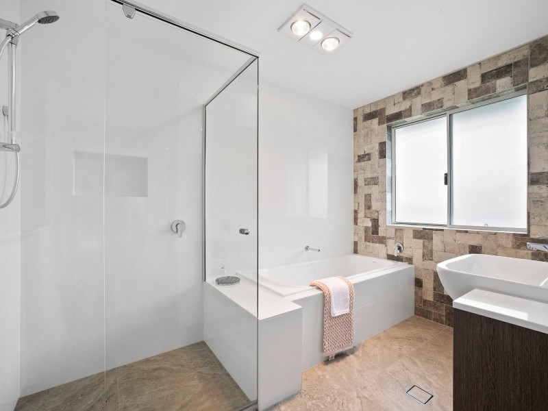 2/262 Crestwood Drive, Port Macquarie NSW 2444