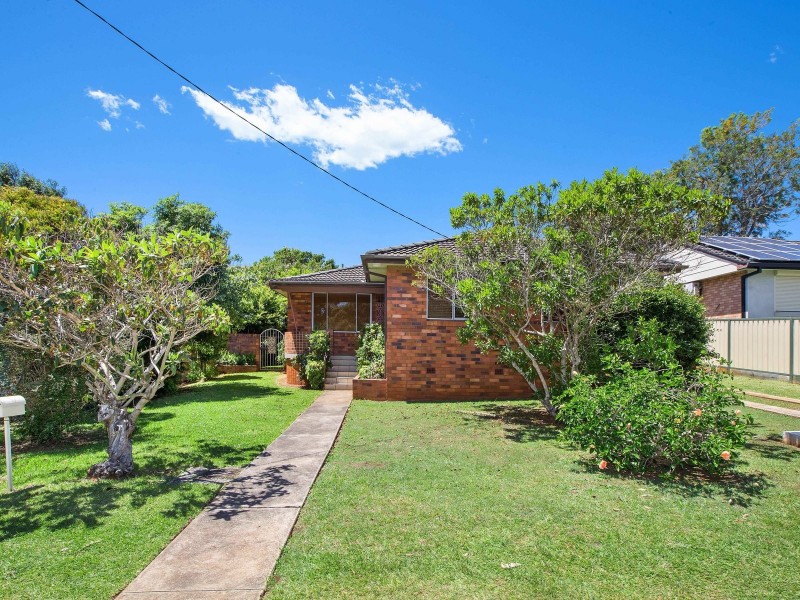 8 Clifton Drive, Port Macquarie NSW 2444