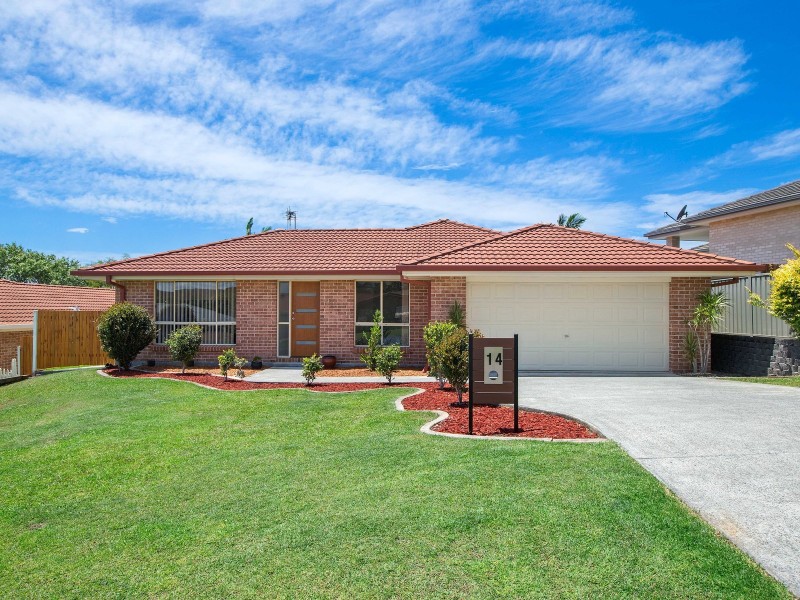 14 Abel Tasman Drive, Lake Cathie NSW 2445