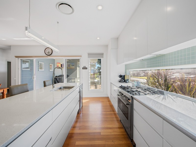 1 Girraween Close, Port Macquarie NSW 2444