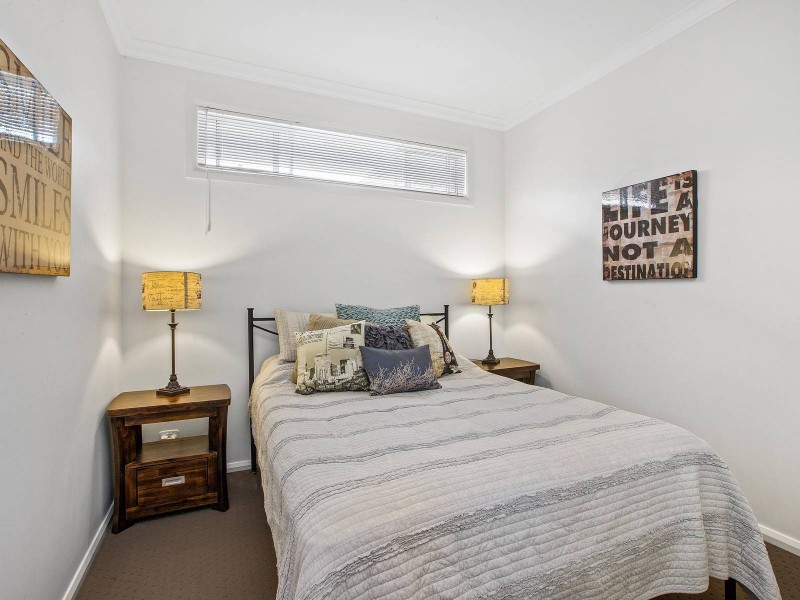 1 Girraween Close, Port Macquarie NSW 2444