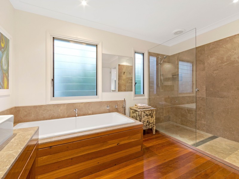 13 Kalang Street, Lake Cathie NSW 2445