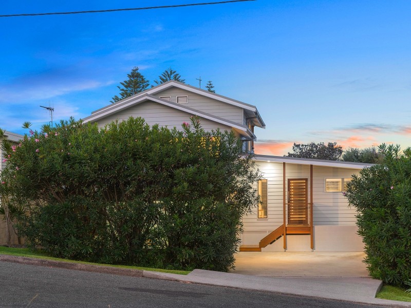 13 Kalang Street, Lake Cathie NSW 2445