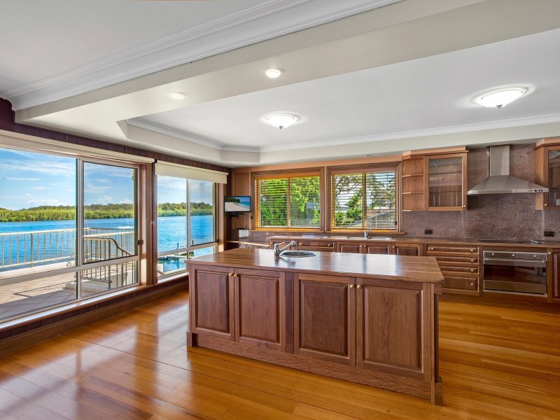 5 Riverside Drive, Port Macquarie NSW 2444