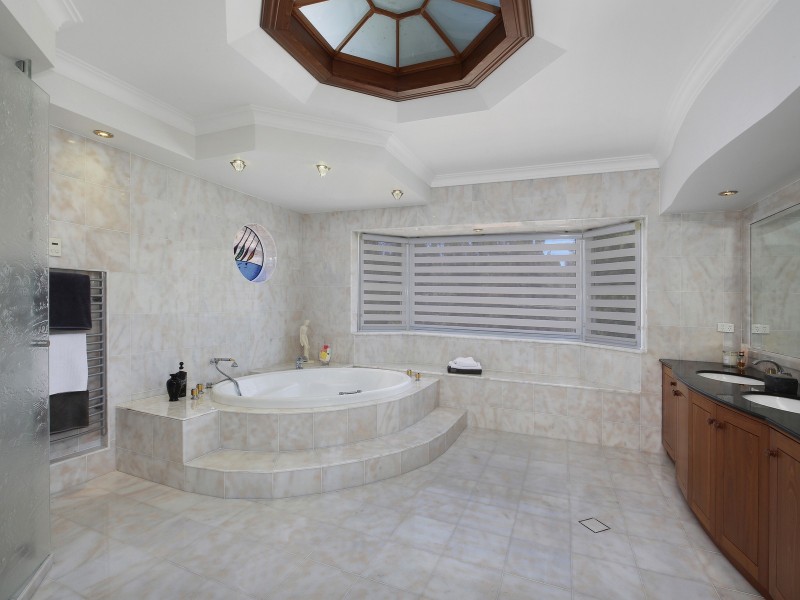 5 Riverside Drive, Port Macquarie NSW 2444