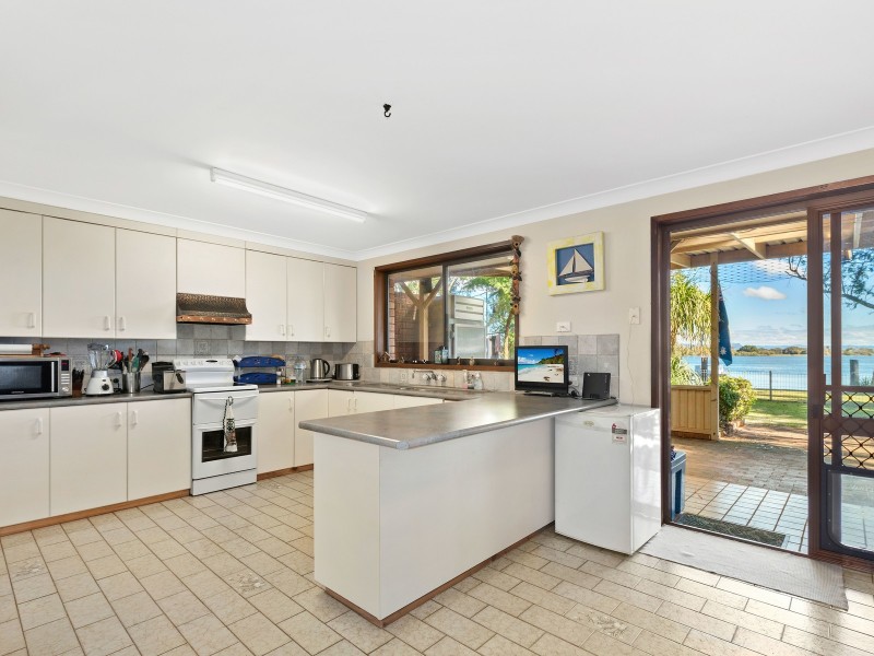 109 Riverside Drive, Port Macquarie NSW 2444