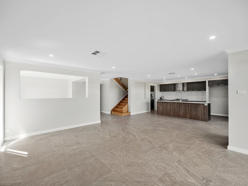 10 Shore Break Crescent, Lake Cathie NSW 2445