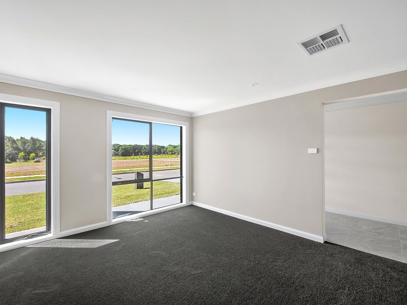10 Shore Break Crescent, Lake Cathie NSW 2445