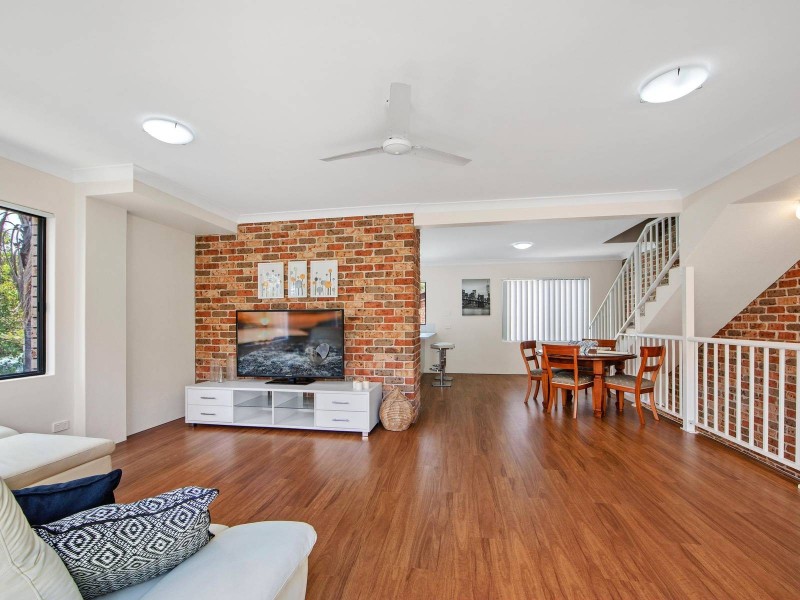 4/16 Sunnyside Crescent, Port Macquarie NSW 2444