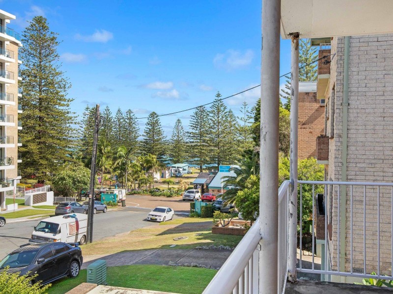 2/9 Clarence Street, Port Macquarie NSW 2444