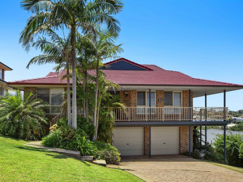 24 Moondara Terrace, Port Macquarie NSW 2444