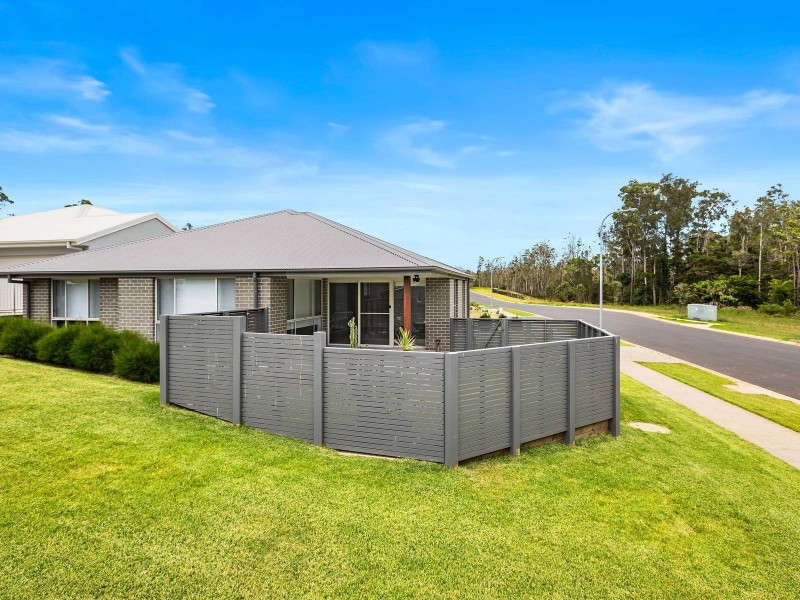 1/262 Crestwood Drive, Port Macquarie NSW 2444