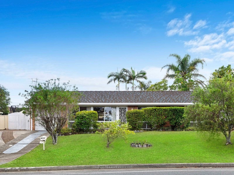 77 Clifton Drive, Port Macquarie NSW 2444