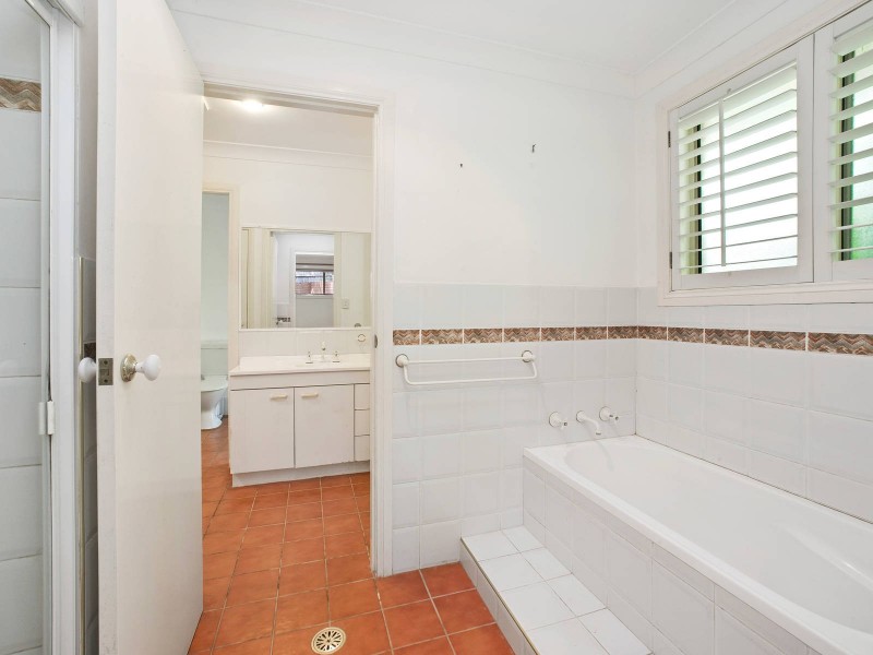 4 Mariners Way, Port Macquarie NSW 2444