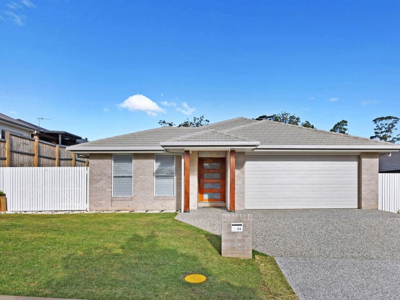 24 Yarralumla Parade, Port Macquarie NSW 2444