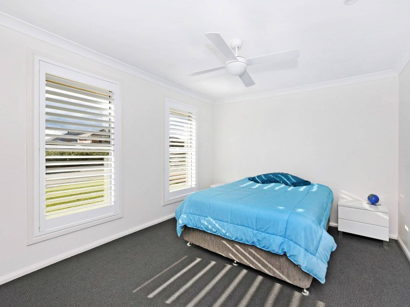 24 Yarralumla Parade, Port Macquarie NSW 2444